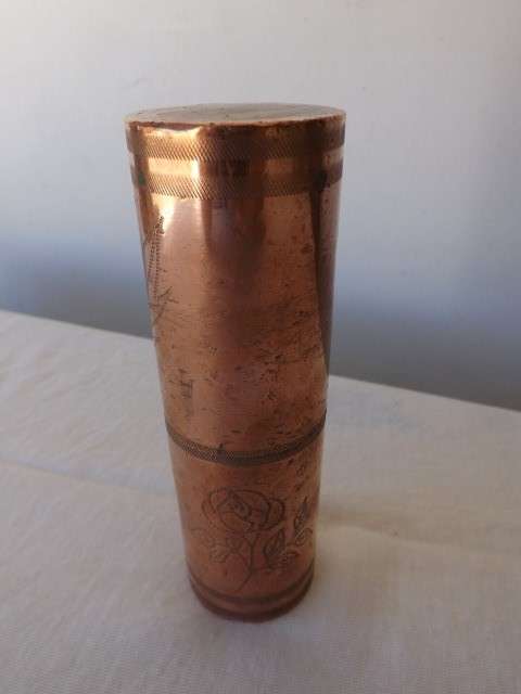 money box ...  rose, thistle and shamrock incision !!!