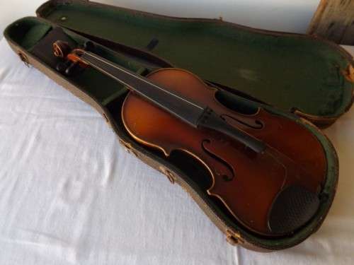 violin ... frank renier in a battered case !!!
