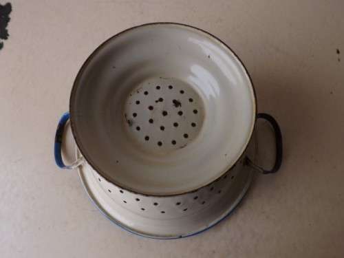 colander ... cool colours !!!