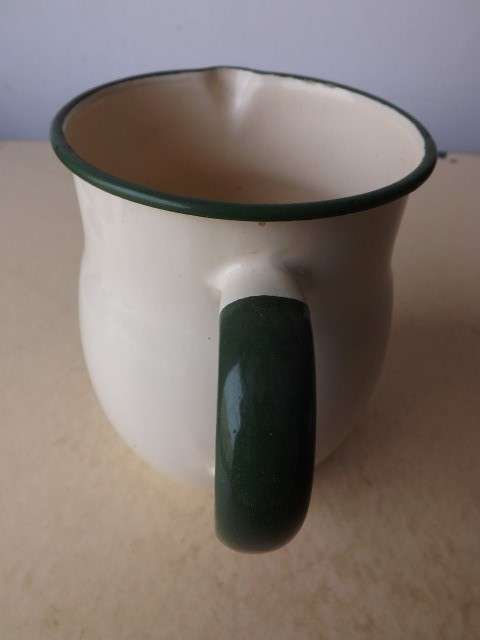 jug ... cream and green !!!