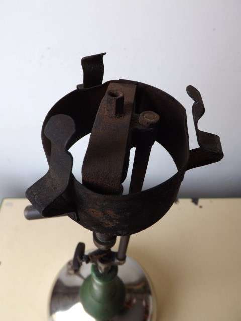 lamp ... everbright 1920`s? !!!