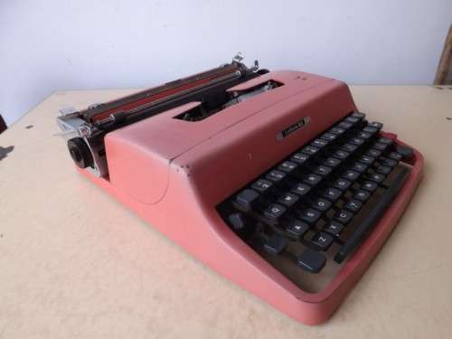 typewriter ... very cool !!!