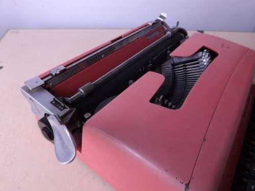 typewriter ... very cool !!!