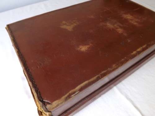 leather case ... attache / masonic? !!!