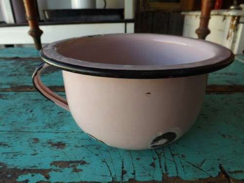 potty ... pink enamel !!!