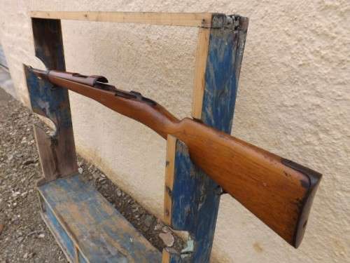 butt #4 ... of a rifle !!!