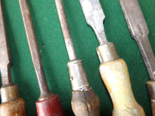 chisels ... one bid for all !!!