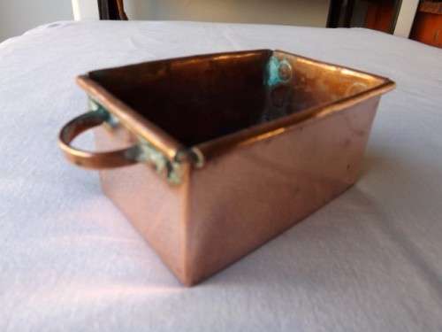 small rectangular tin ... of copper !!!