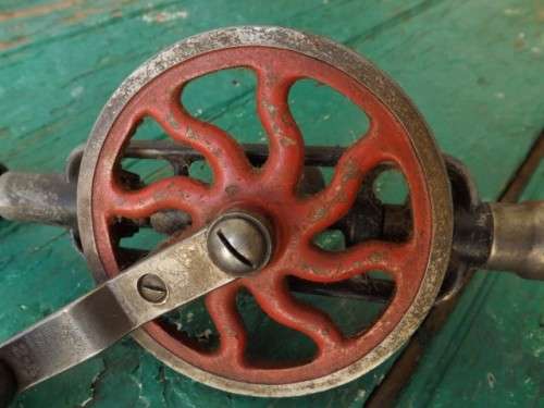 hand drill ... millers falls - a stuck eggbeater !!!
