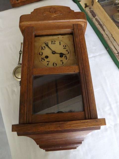 clock ... oak cased !!!