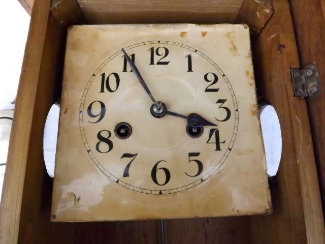 clock ... oak cased !!!