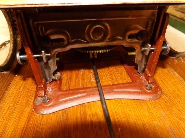 clock ... oak cased !!!