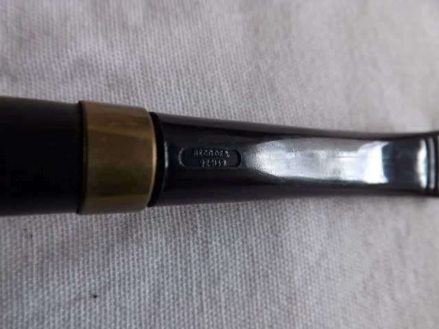 pipe #4 ... england falcon regd des 924139 ... !!!