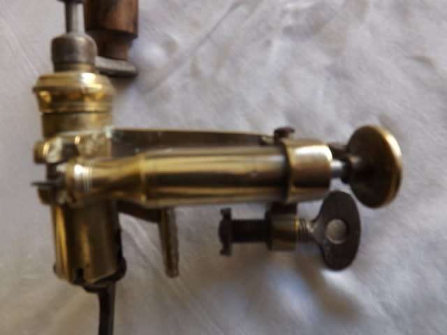 antique shell holder & bullet reloading press ... of brass ... !!!