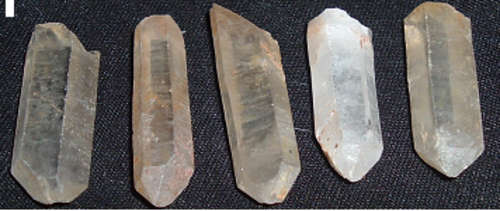 Madagscan clear quartz4 points. Storm crystal powerfull healer and repells negativity