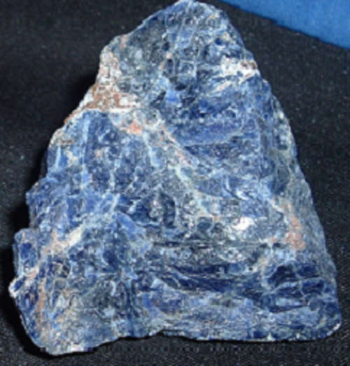 Rough SODALITE  It gives access to subconscious and intuition element wind more info