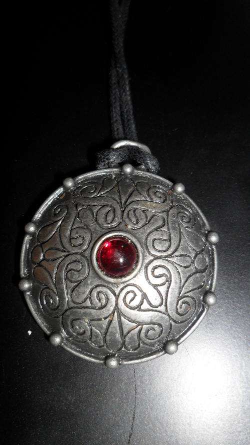 exclusive pewter pendant  with swarofsky crystal