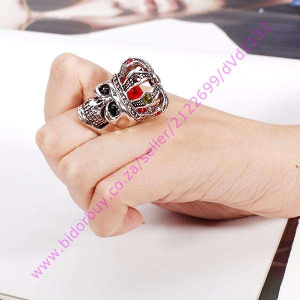 Unisex Punk Gothic Skull King Ring (In Stock)