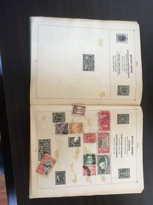 Mercury Album wirh aprox. 300 stamps