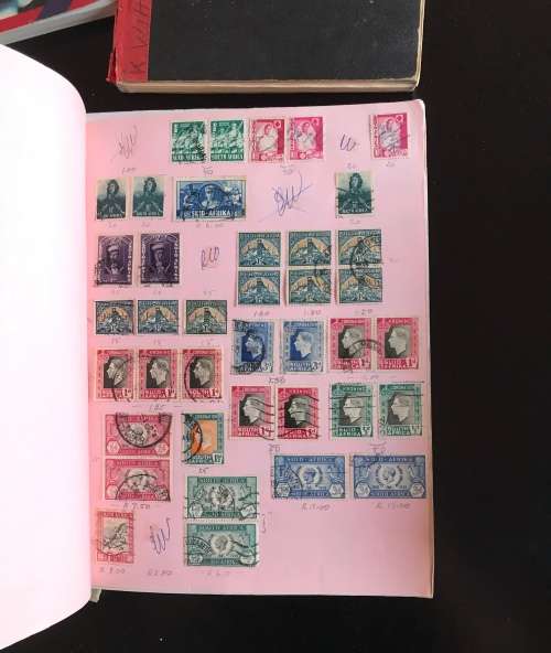 Box lot with random odds and ends R1 Start