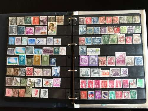 1000 different stamps