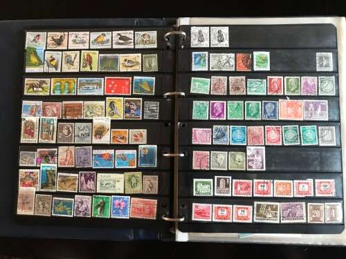 1000 different stamps