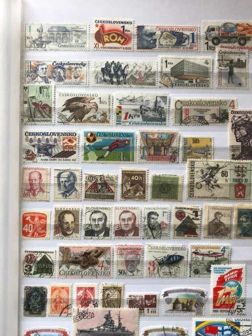 Approx 1000 different stamps