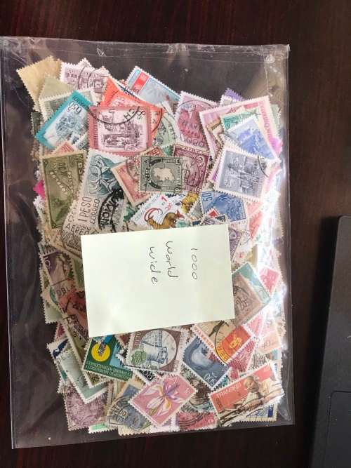 Approx 1000 different stamps