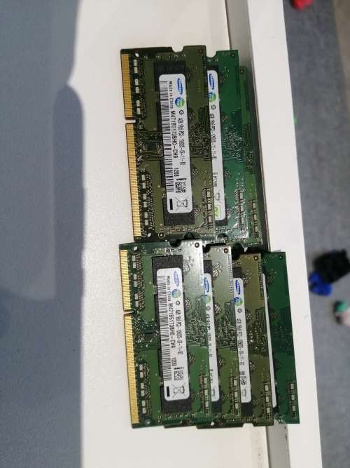 4GB Samsung PC3-10600 (1333Mhz) 204 pin DDR3
