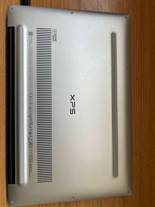 DELL XPS 13 inch 4K 9380 Touchscreen (Please see description)