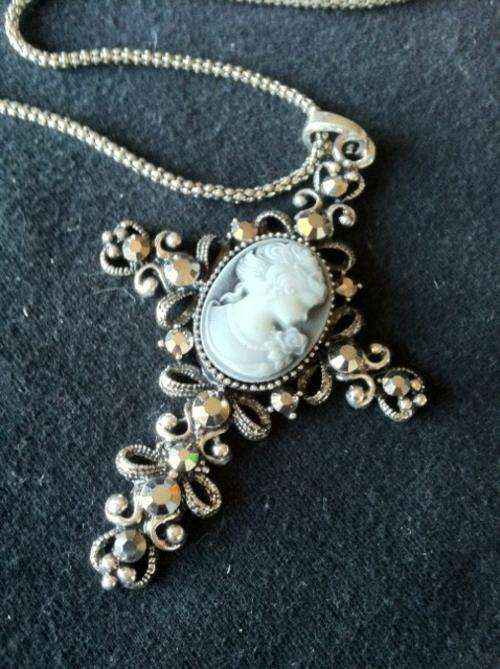 FAUX MARCAZITE CROSS GREY CAMEO LONG POPCORN NECKLACE