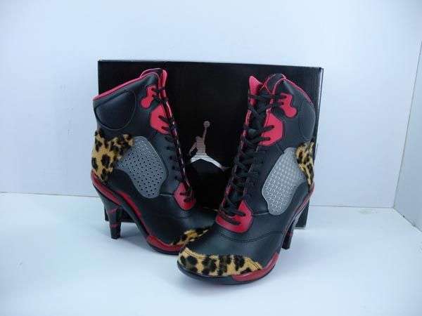 STUNNING JORDAN LADIES HEELS TIGERPRINT RED BLACK size 4