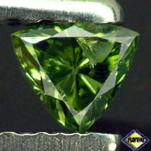 ,10CT STUNNING RARE TRIANGLE GREEN DIAMOND