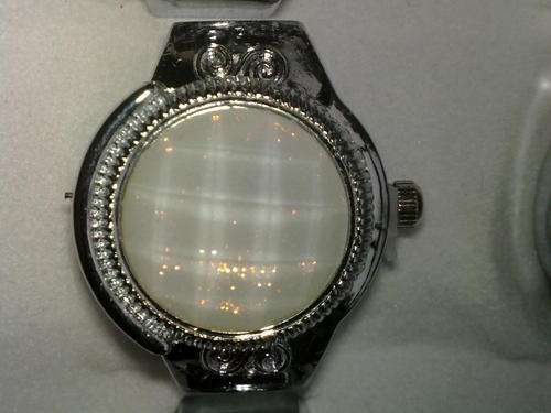 FASHIONABLE PEARLY GEMSTONE SILVER RING WATCH