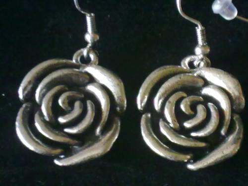 Stunning  TIBETAN SILVER DANGLING ROSE EARRINGS