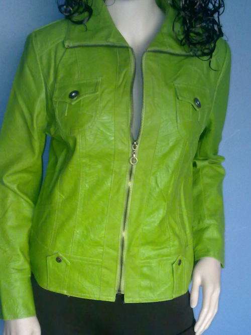 STUNNING GREEN LEATHER LADIES JACKET AVAILABLE SIZES 8,