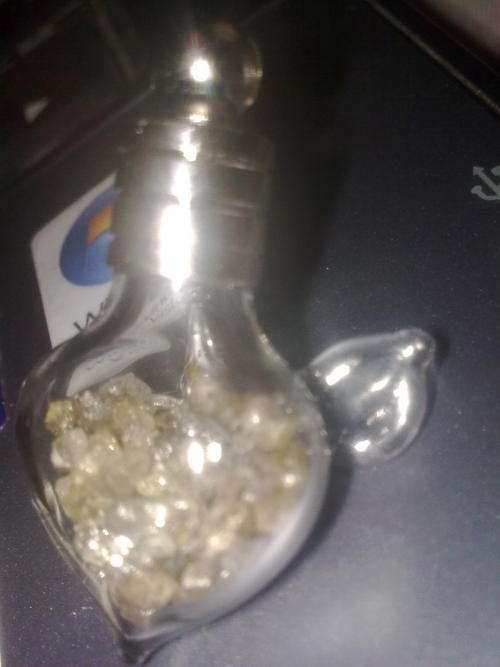 GENUINE DIAMOND CHIP WINGED HEART PENDANT APROX 4CT