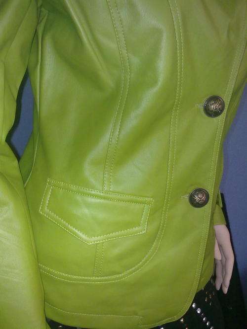 STUNNING GREEN LEATHER LADIES JACKET AVAILABLE SIZES 8,10,12