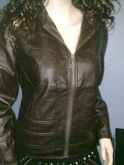 LAST ONE!!!STUNNING BROWN LEATHER LADIES JACKET SIZE 8