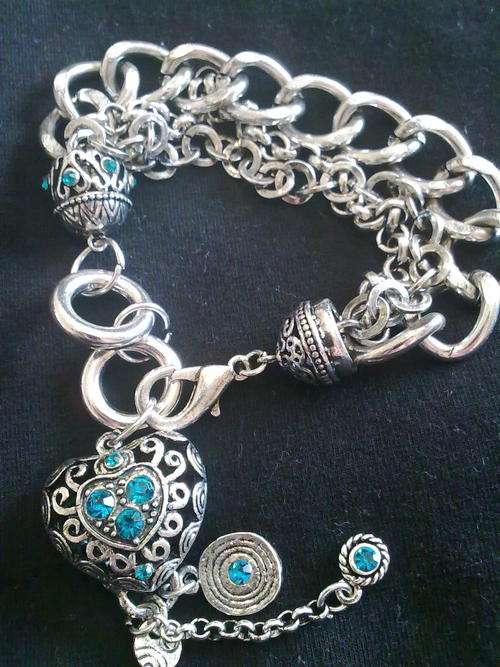 STUNNING TIBETAN SILVER FILIGREE HEART BRACELET