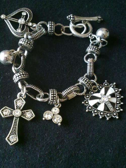 STUNNING TIBETAN SILVER  MARCAZITE LOOK HEARTS & CROSSES BRACELET