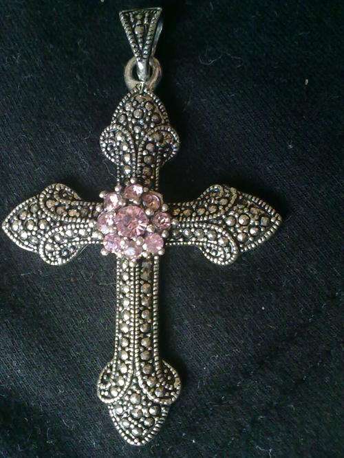 STUNNING NEW TIBETAN SILVER MARCAZITE LOOK PINK CROSS PENDANT