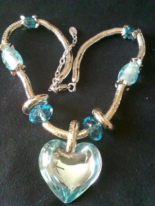 ONE ONLY!!! STUNNING TIBETAN SILVER BLUE HEART NECKLACE