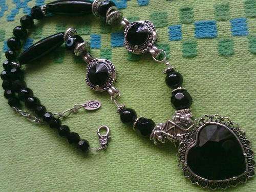 STUNNING!!! TIBETAN SILVER FANCY  BLACK HEART NECKLACE