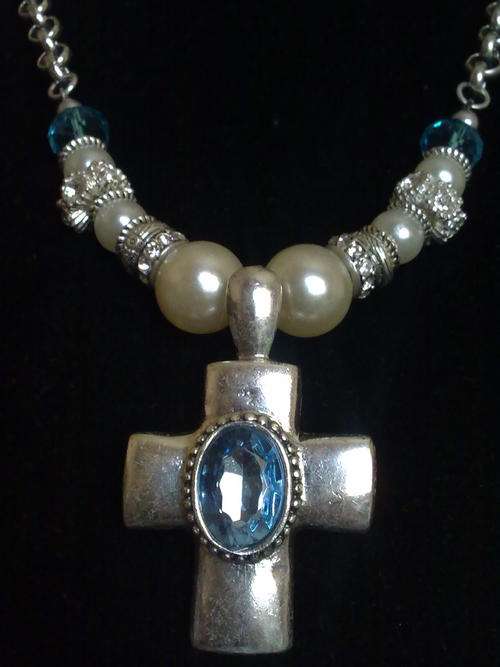 STUNNING!!! TIBETAN SILVER CRYSTAL BLUE CROSS NECKLACE