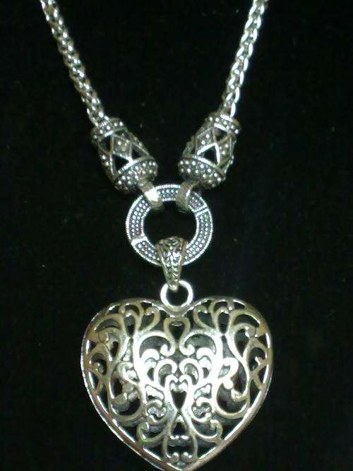 STUNNING TIBETAN SILVER  FILIGREE HEART NECKLACE