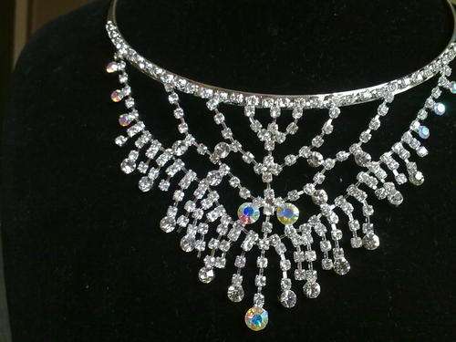 NEW!!!  TIBETAN SILVER  DIAMANTE CHOKER