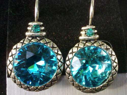 LAST PAIR!!STUNNING TIBETAN SILVER BLUE ROUND EARRINGS