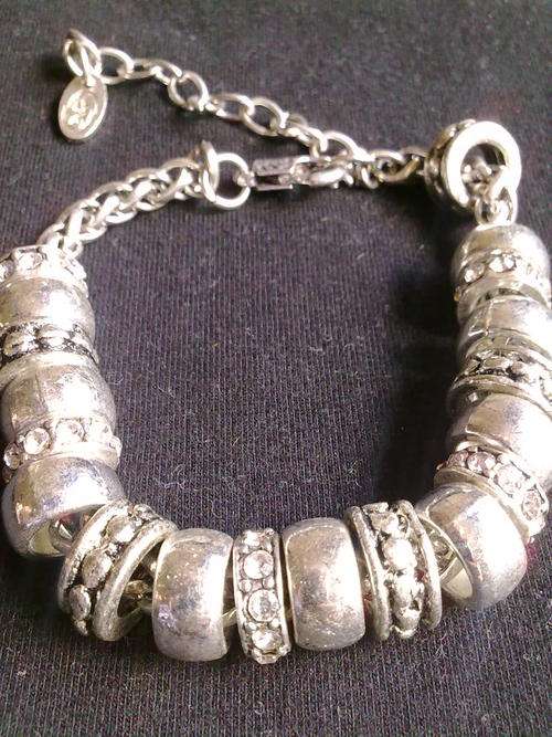*R220* EXCLUSIVELY FROM THE 2010 HADASSAH COLLECTION  TIBETAN SILVER FANCY BEADS DIAMANTE BRACELET