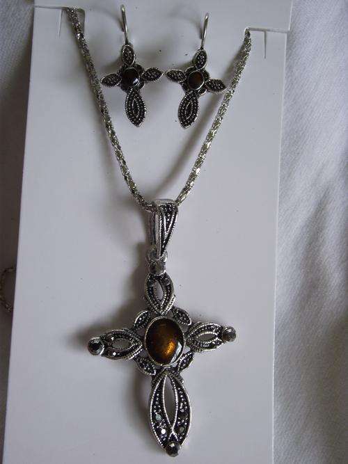 TIBETAN SILVER MARCASITE LOOK CROSS NECKLACE & EARRINGS SET